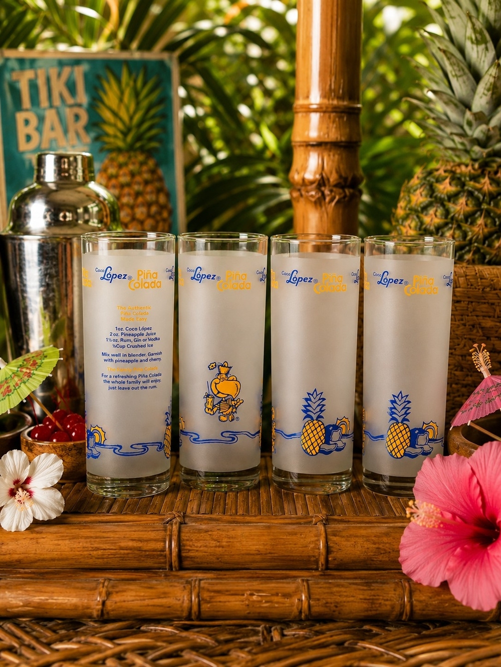 Lopez Piña Colada Frosted Highball Glasses — Blue & Yellow Pineapple Set